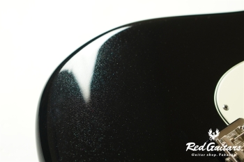 American Deluxe Stratocaster Plus HSS - Mystic Black